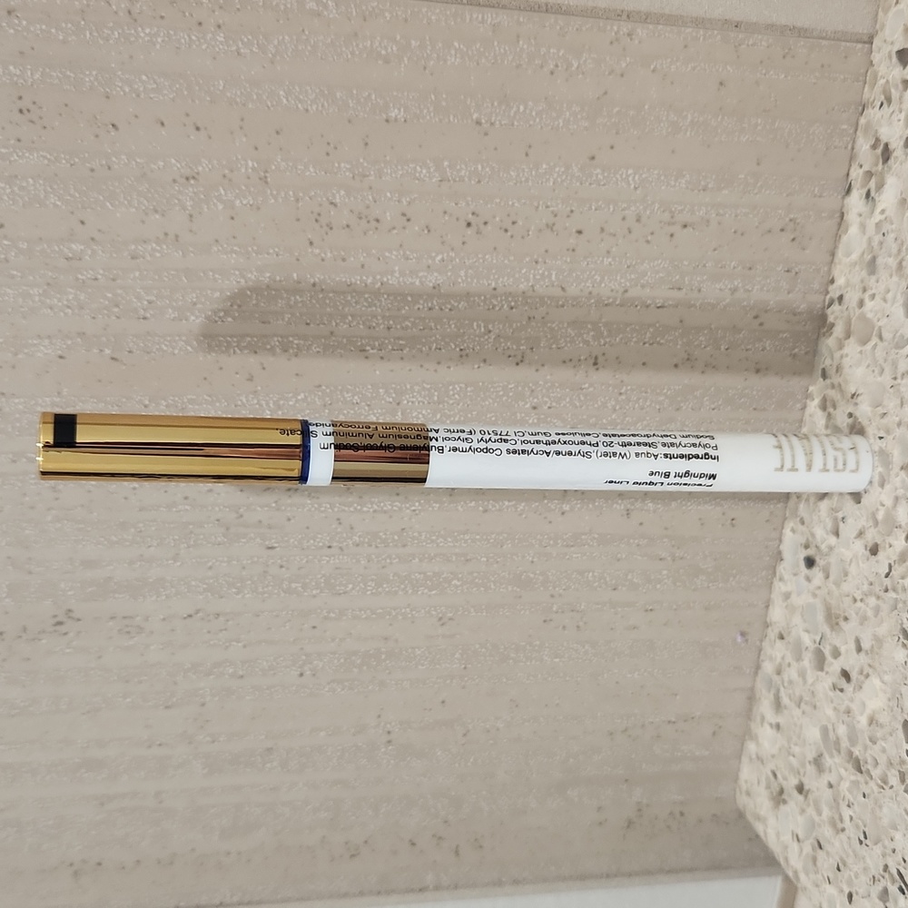 NEW Estate liquid eyeliner